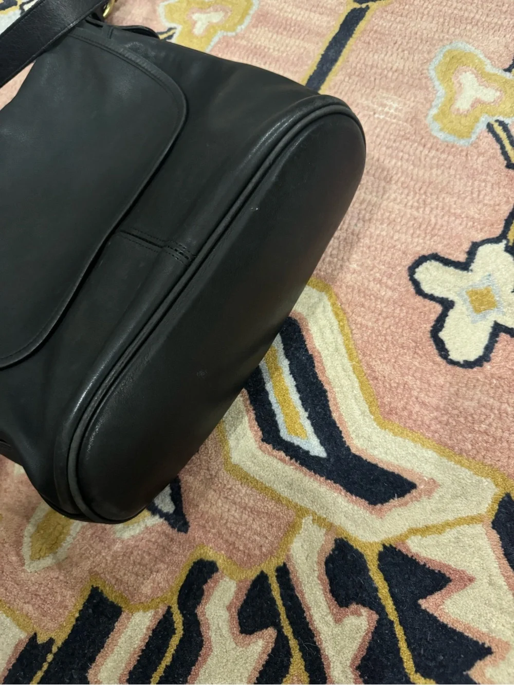 COACH | Vintage Lightweight Whitney Bag ~ Black